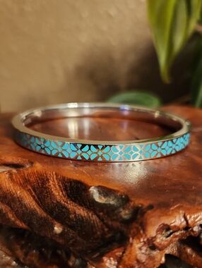 Fossil Silver-Tone Bracelet with Turquoise Colored Inlay EUC